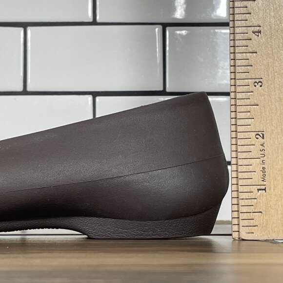 CROCS Gianna Disc Womens Size 6 Shoes Brown Gold Medallion Slip On Ballet Flats - Picture 9 of 14